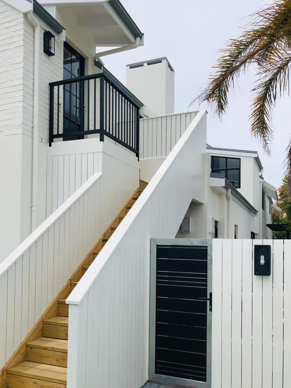 African Flame Apartment Knysna Exterior photo